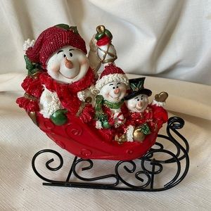 Snowman Family in sleigh